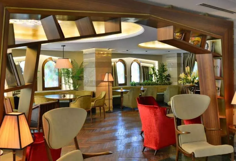 בית מלון כפרי Warwick Ankara