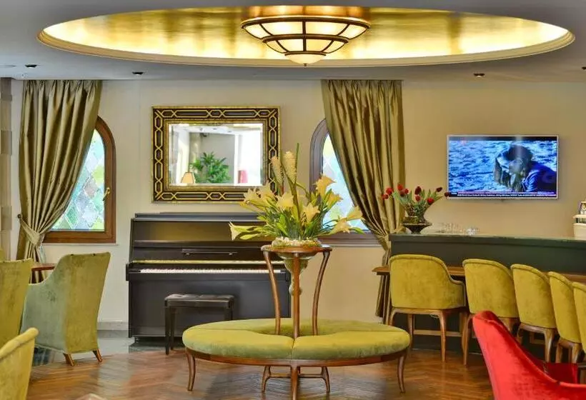 בית מלון כפרי Warwick Ankara