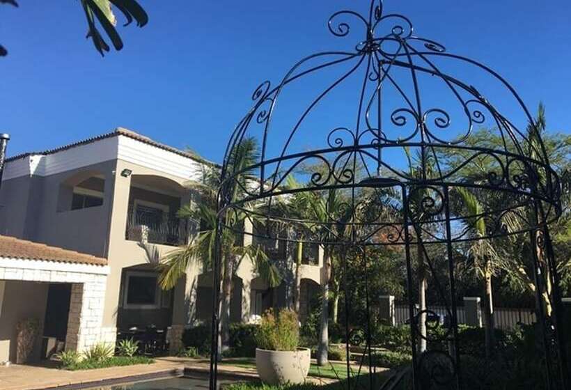 African Palm Cottage