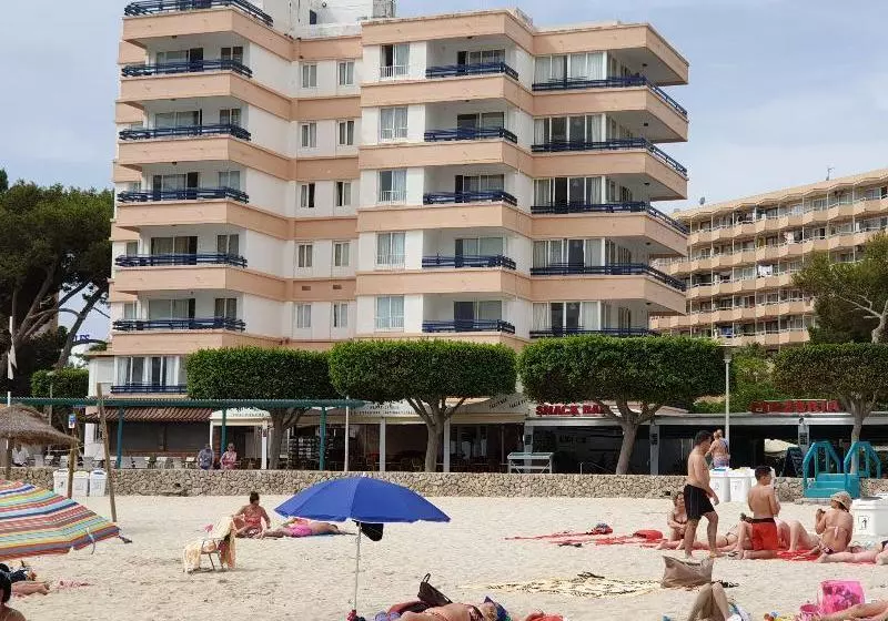Apartamentos Cala Blanco