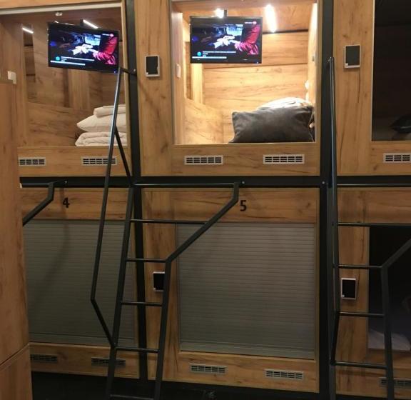 Capsule Hostel Top Wenceslas Square