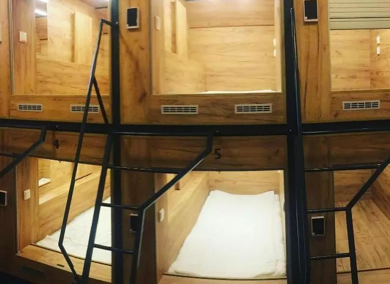 Capsule Hostel Top Wenceslas Square