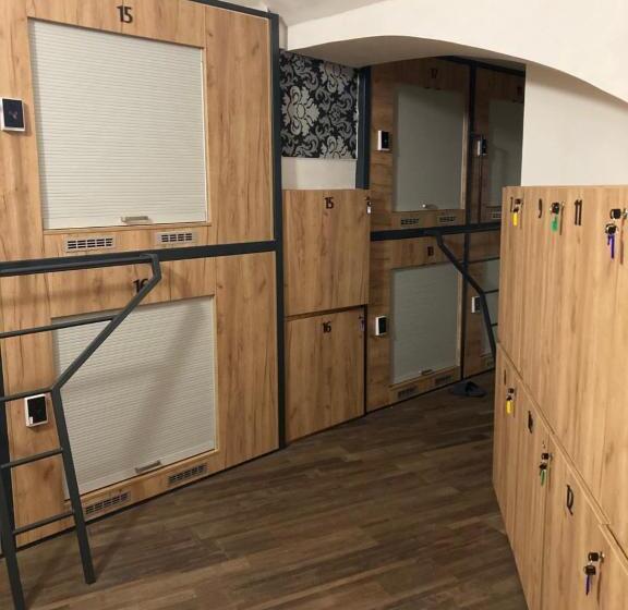 Capsule Hostel Top Wenceslas Square