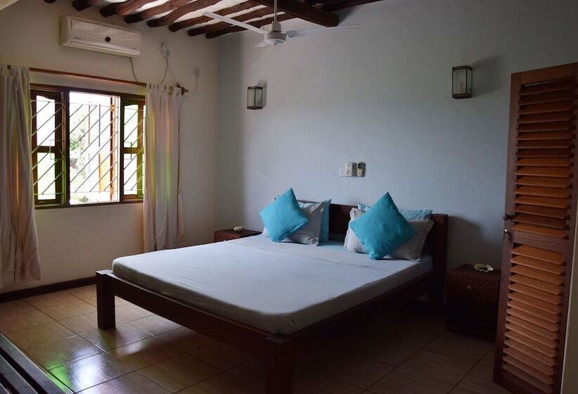 Galawa Beach Apartments