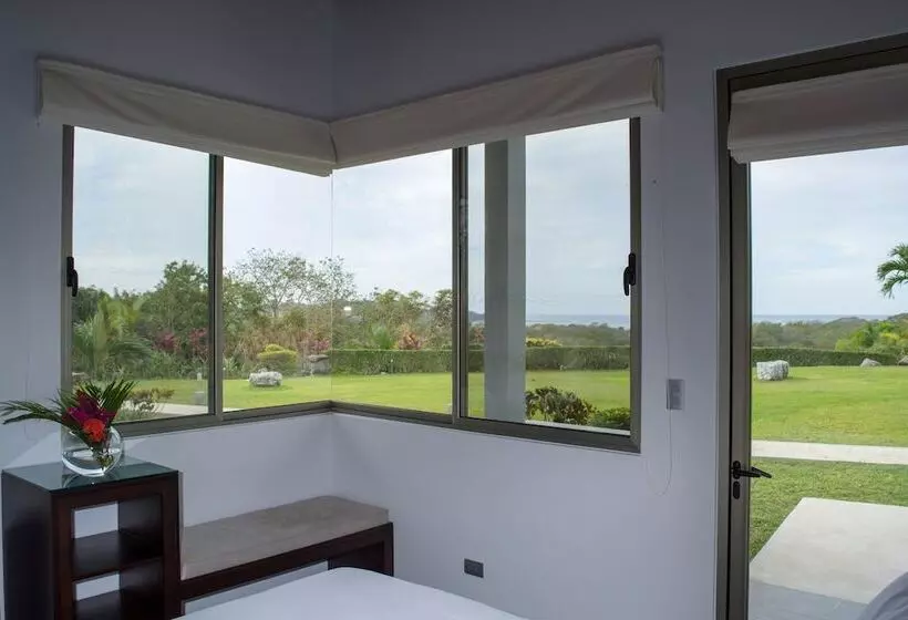 Hotelli Carver Suites