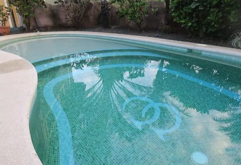 Hotelli Carver Suites