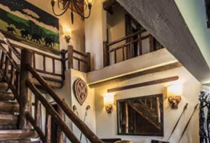 هتل Kibo Villaamboseli