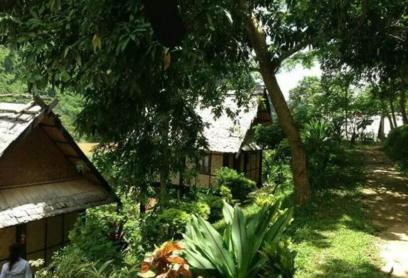 ホテル Nong Kiau Riverside