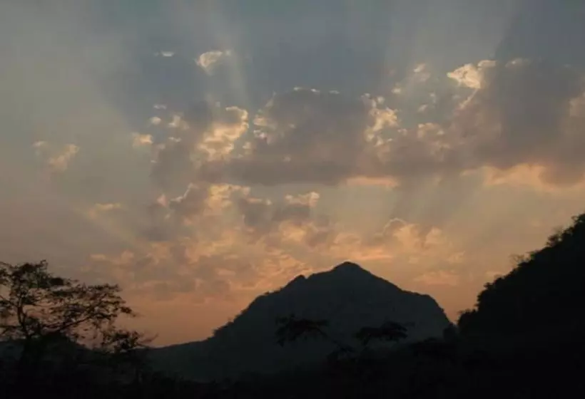 ホテル Nong Kiau Riverside