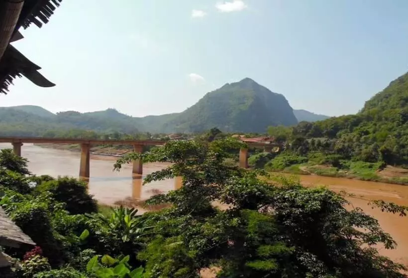 ホテル Nong Kiau Riverside