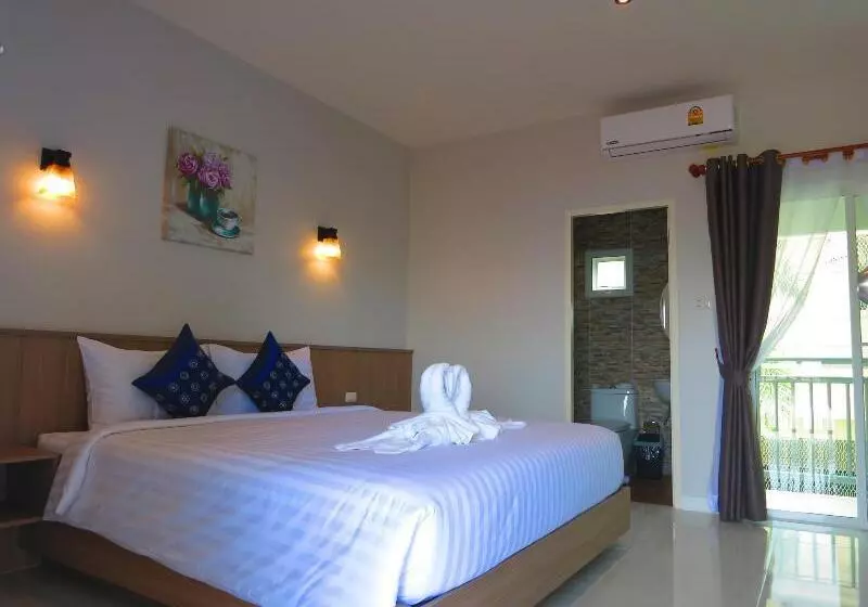 ホテル Winrisa Place