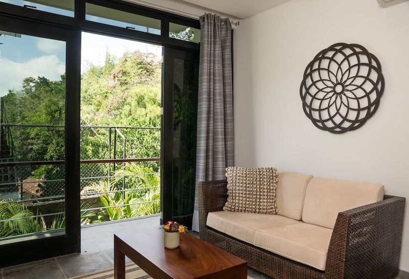 بنسيون Casa Cielo