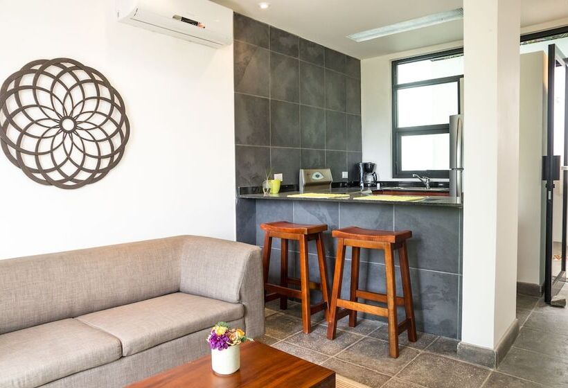 بنسيون Casa Cielo