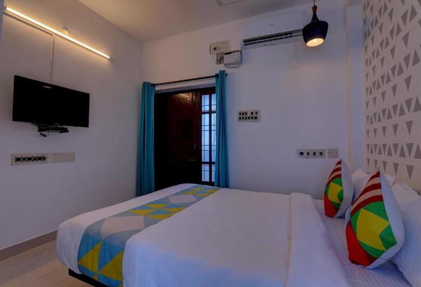 پانسیون Compact Studio Home Near Kirumabakkam