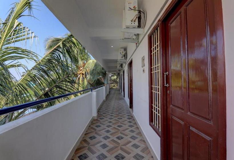 پانسیون Compact Studio Home Near Kirumabakkam