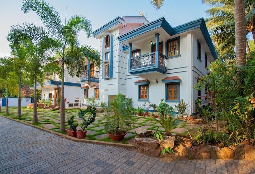 פנסיון Mistral Holidays