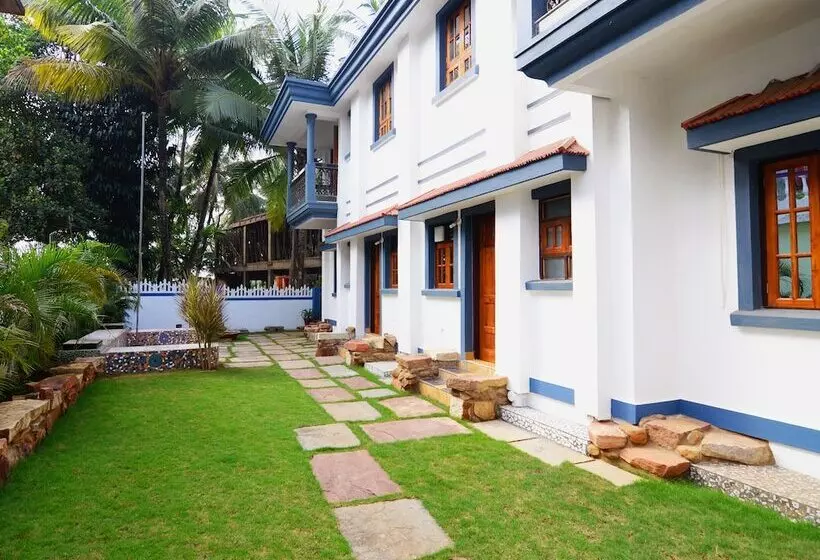 Majatalo Mistral Holidays