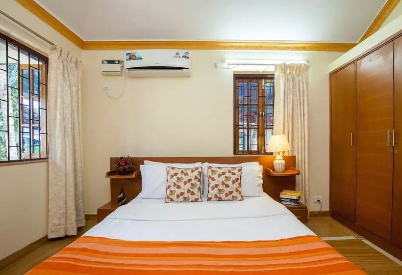 Majatalo Mistral Holidays