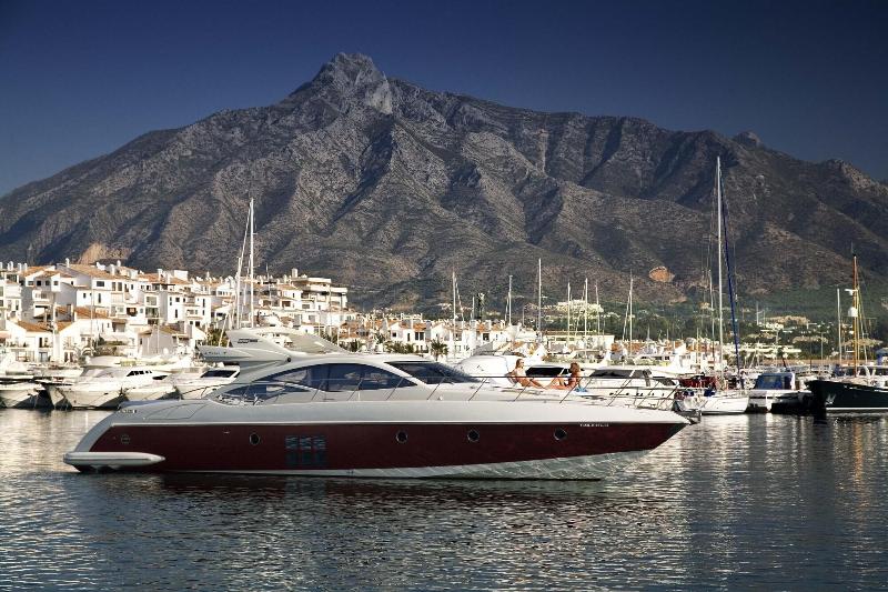 Пансион Total Marbella Suites Noise Isolation