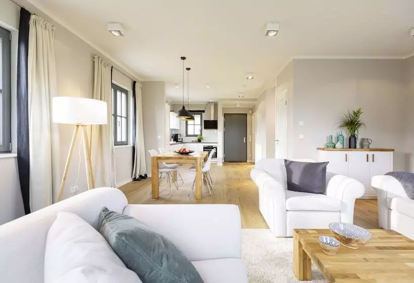 Lomakeskus Reetland Am Meer