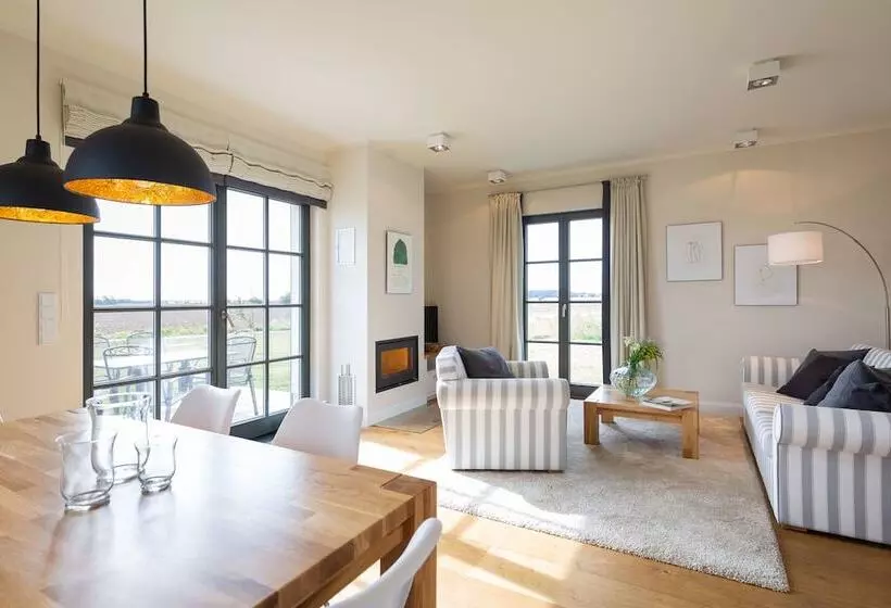 Lomakeskus Reetland Am Meer