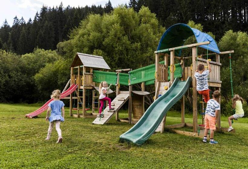 אתר נופש Rezort Gothal Chalupy