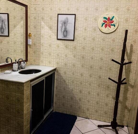 הוסטל Guest House Do Magoo