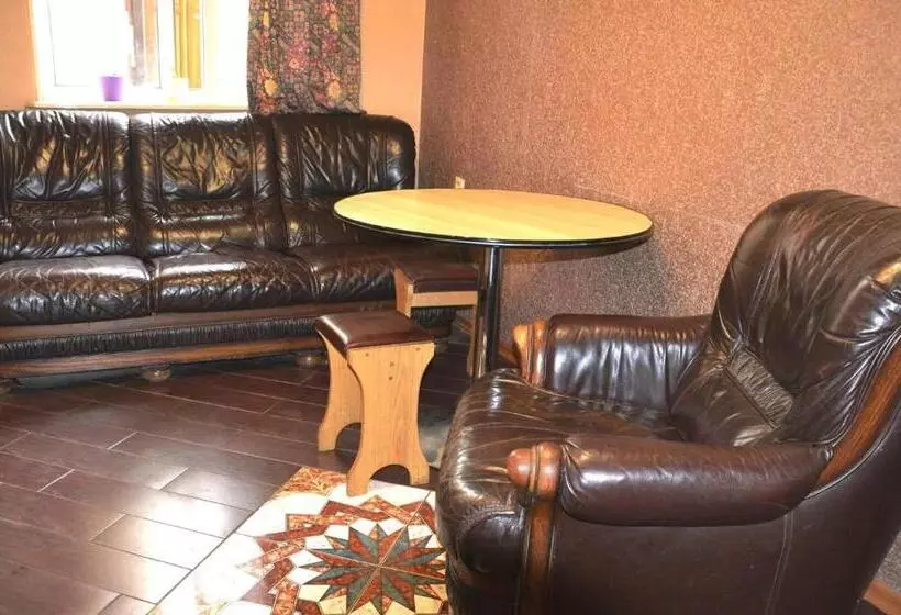 هاستل Guest House Pid Dubom
