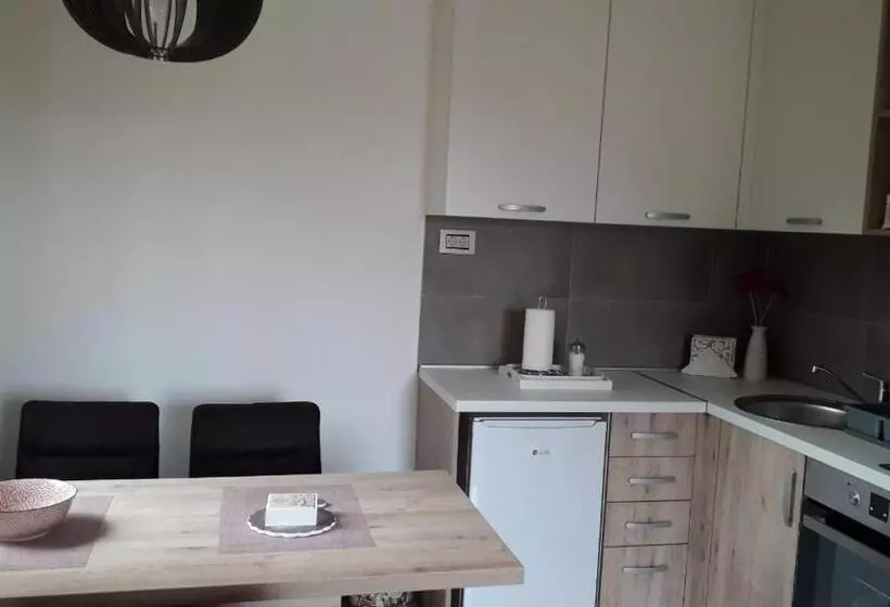 Apartman Nana Svetogorska 19 ,stan 17