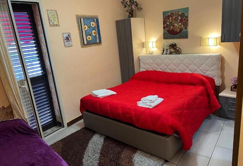 تختخواب و صبحانه Blue Hive