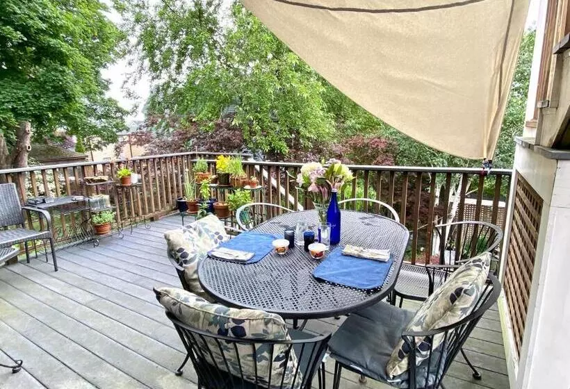 Aamiaismajoitus (B&B) Northey Street House