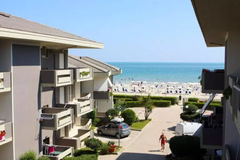 Macrinum Green Marine