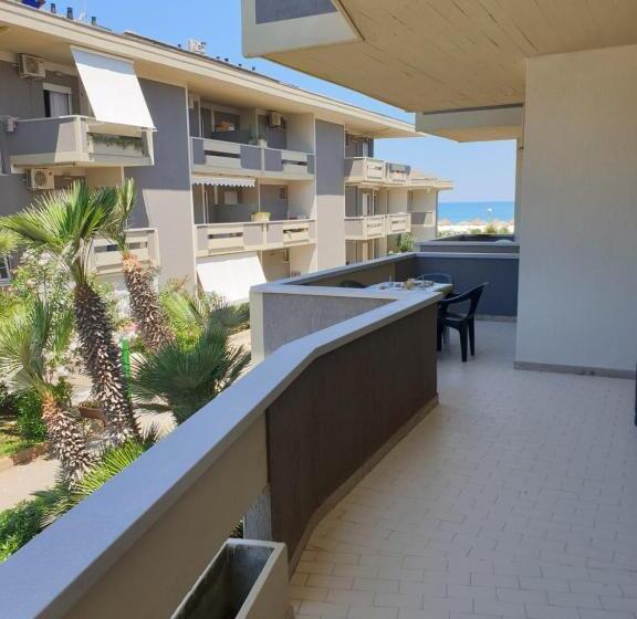 Macrinum Green Marine