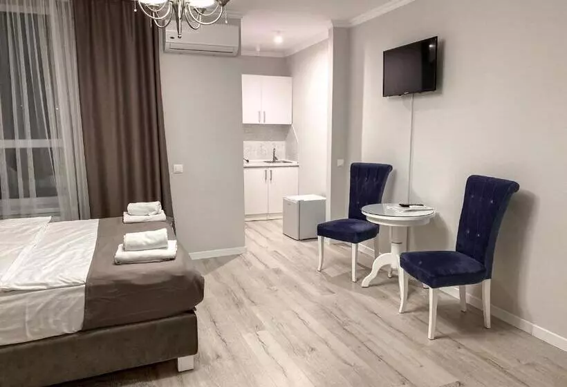 Opera Center Hotel & Apartments