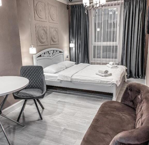 Opera Center Hotel & Apartments