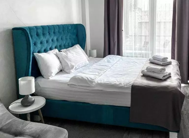 Opera Center Hotel & Apartments