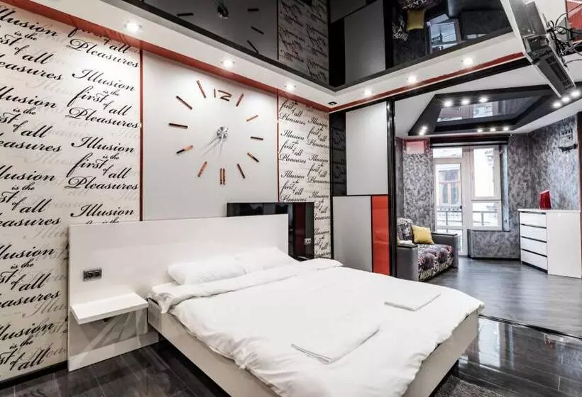 Opera Center Hotel & Apartments