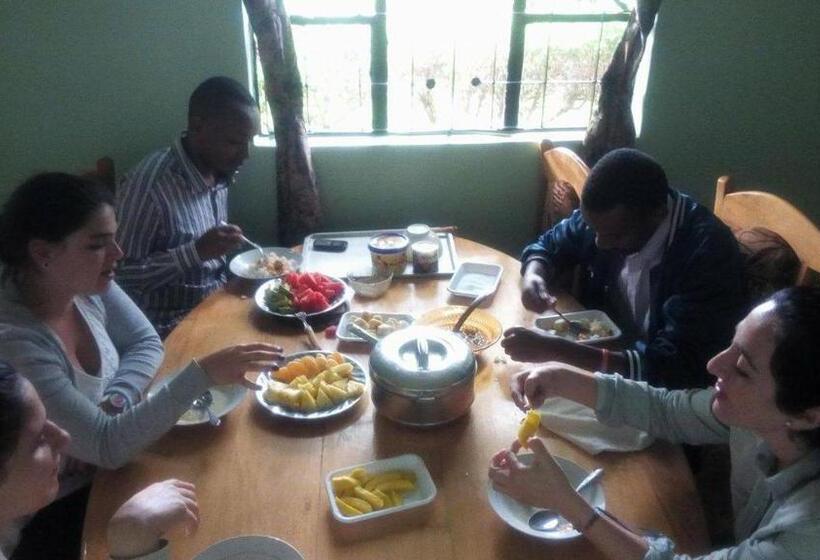 Пансион Arusha Holiday Safari