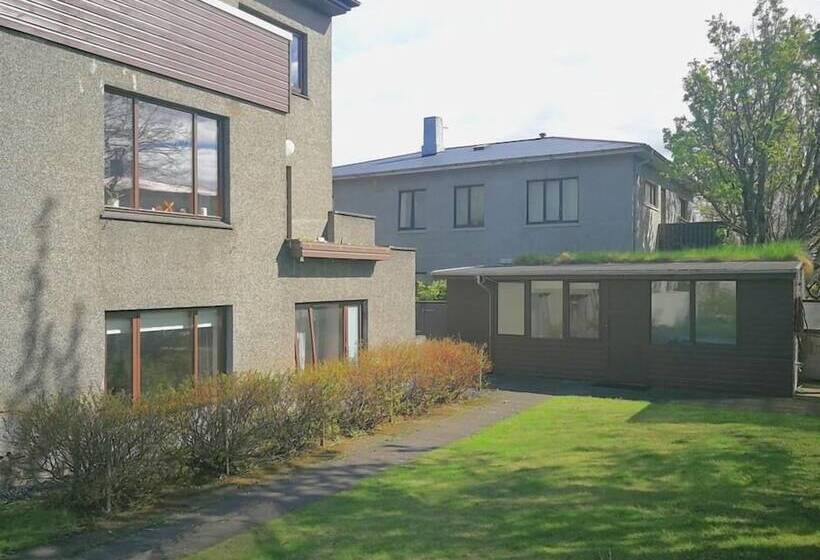 Пансион Eric The Red Guesthouse