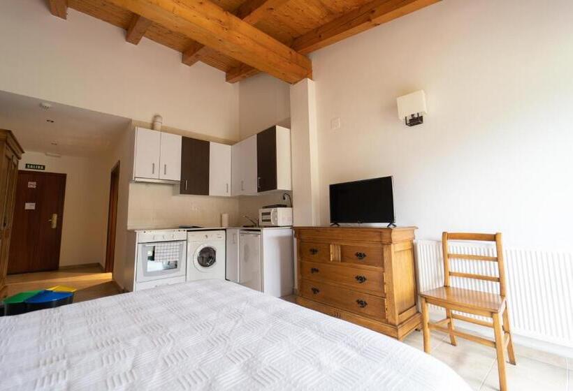 ペンション Estudios Ermitabarri