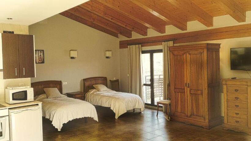 ペンション Estudios Ermitabarri