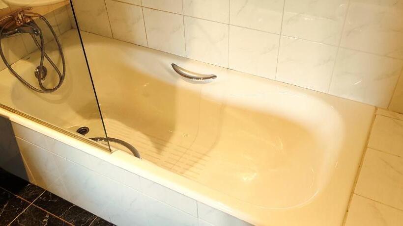 ペンション Estudios Ermitabarri