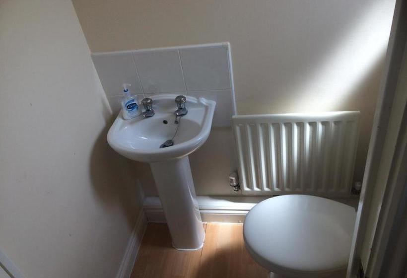 بنسيون Kirkwood Drive