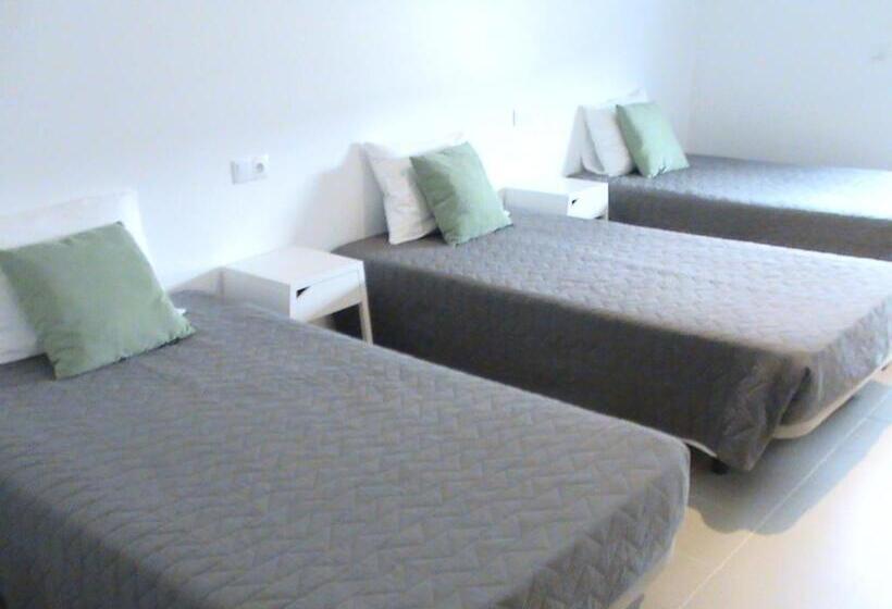 پانسیون Rm Newhost 2015 / Casadochico