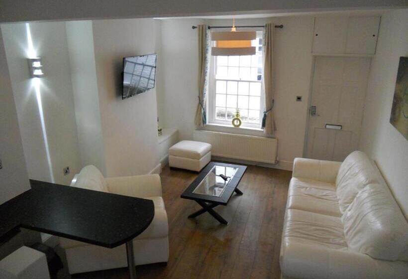 펜션 Yarm View Guest House And Cottages