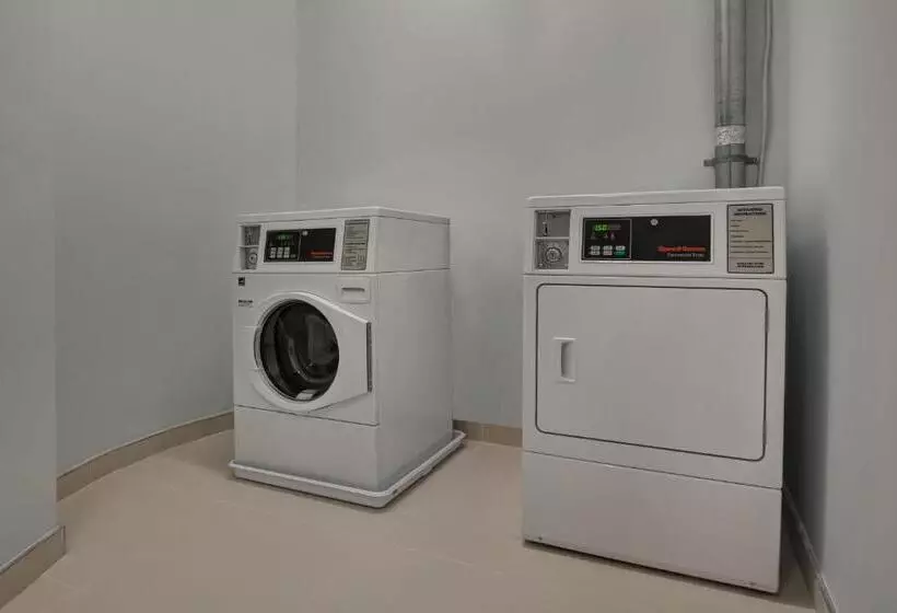 Hotelli Aloft Secaucus Meadowlands