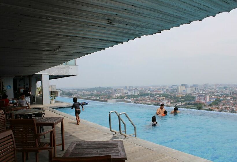 پانسیون Horison Ultima Semarang