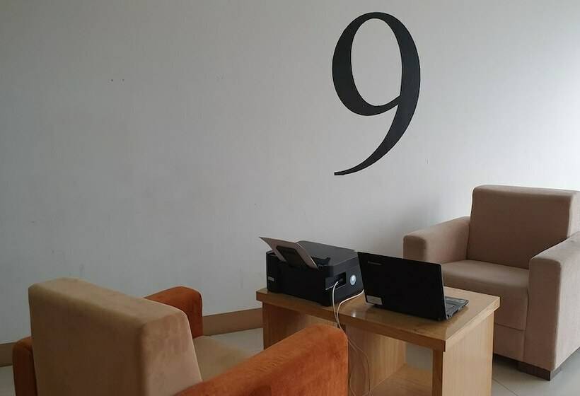 پانسیون Horison Ultima Semarang