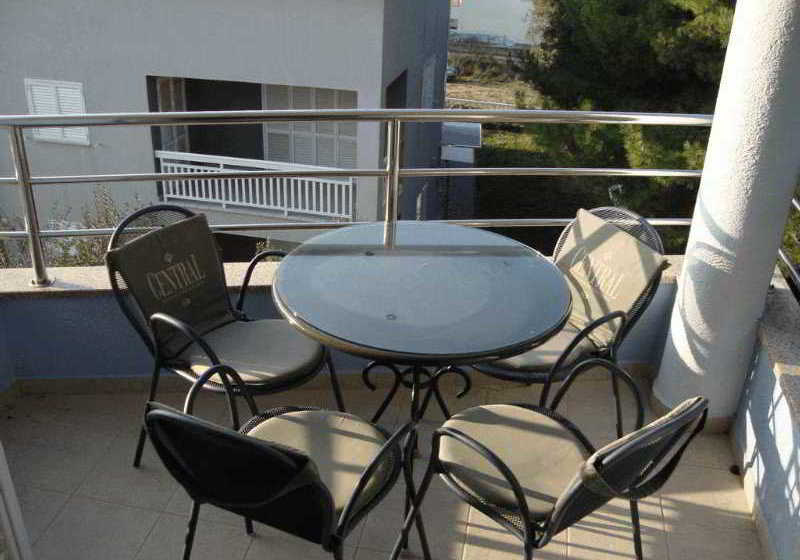 فندق Apartments Galov