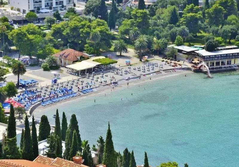 Hotelli Apartments Mira